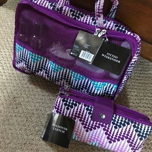 Woman’s 2 pc travel bag set